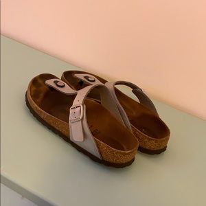 Silver Gizeh Birkenstocks